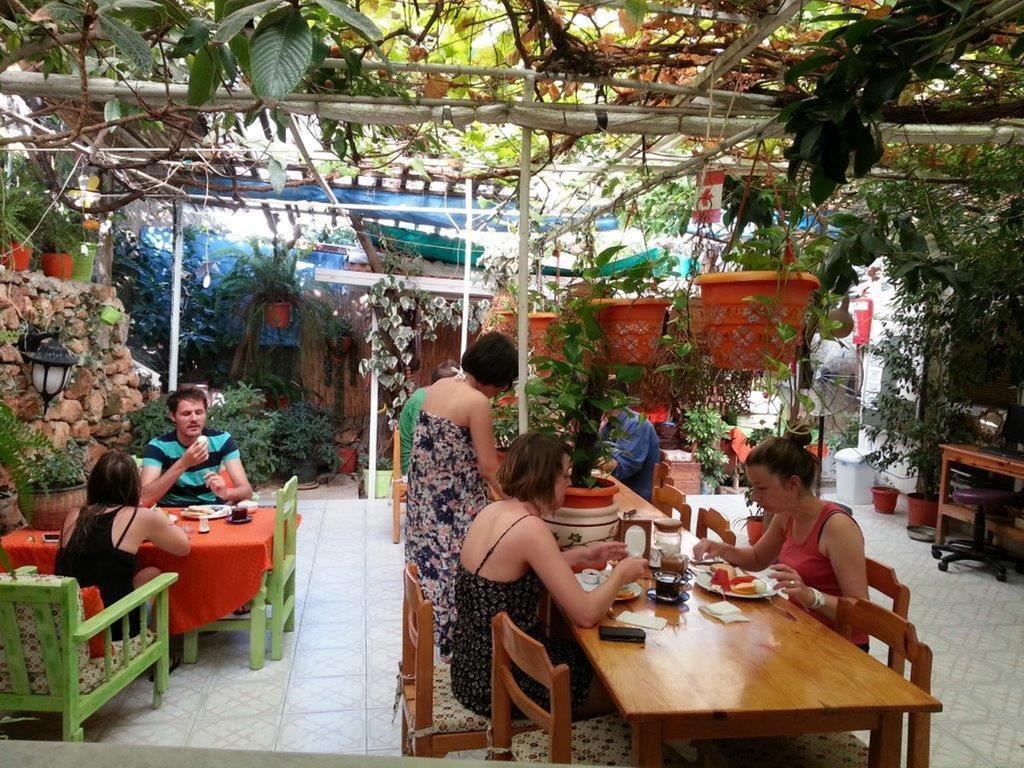 Ferah Hostel Monica'S Place Фетхие Экстерьер фото
