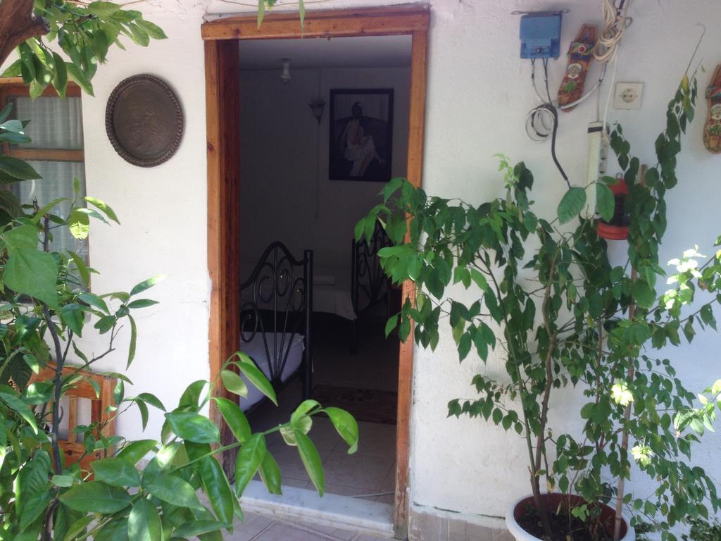 Ferah Hostel Monica'S Place Фетхие Экстерьер фото