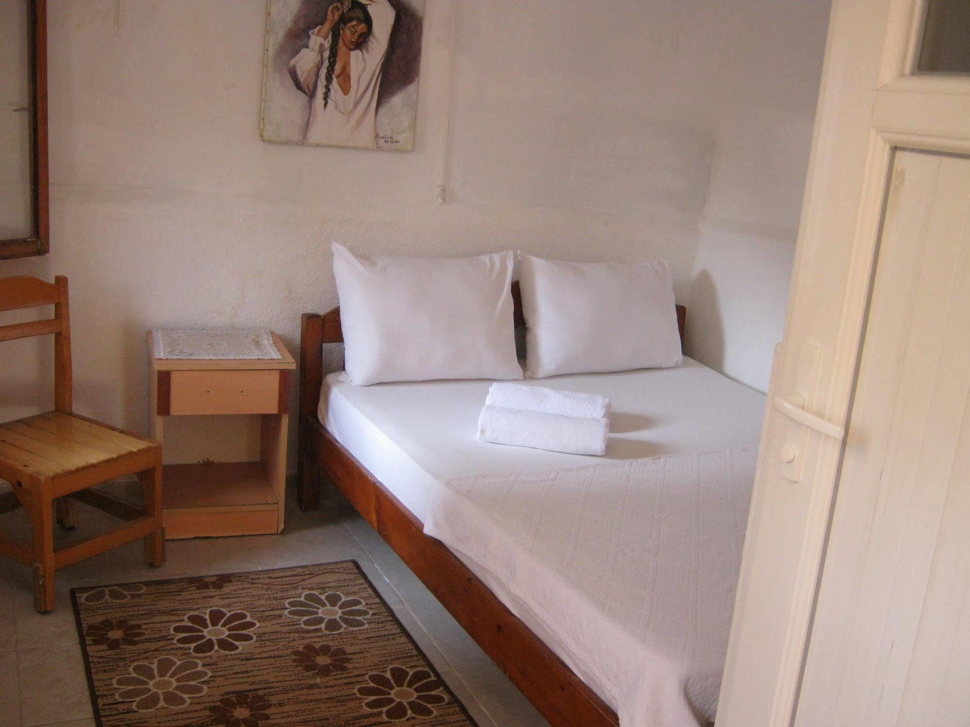 Ferah Hostel Monica'S Place Фетхие Экстерьер фото