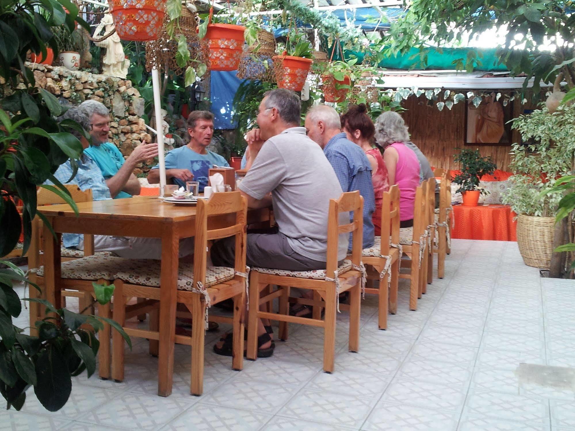 Ferah Hostel Monica'S Place Фетхие Экстерьер фото